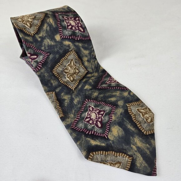 Cristian Dior Monsieur 100% Silk Men's Tie Green Red Gold Repeating Pattern - Picture 1 of 7